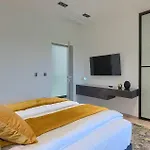 Nalani Сasa de vacaciones *