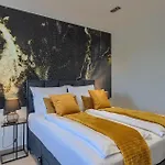 Nalani Сasa de vacaciones