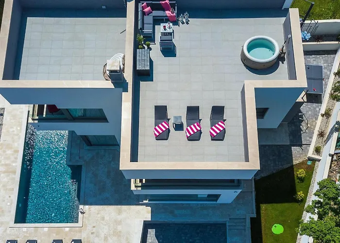 Nalani Holiday home *