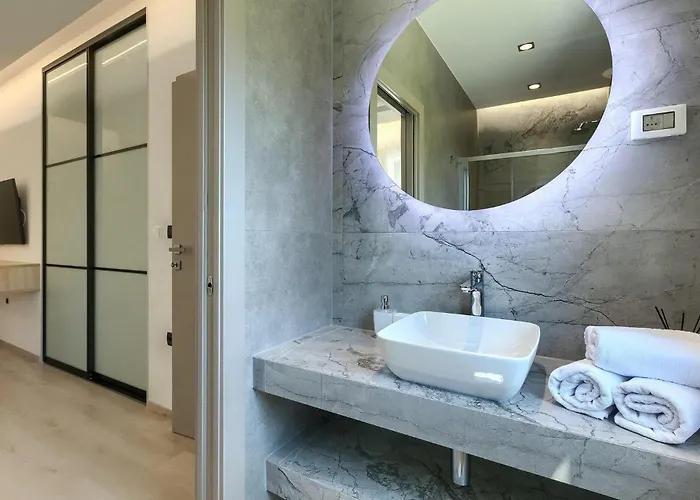 Nalani Nyaraló Póla