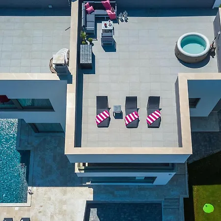 Nalani Tatil Evi *